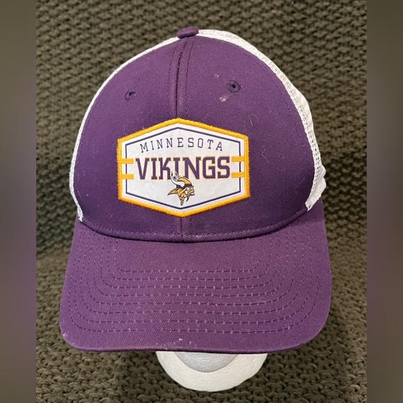 NFL Other - Minnesota Vikings Trucker Hat Cap, NFL Apparel White & Purple, Mesh & Snap Back